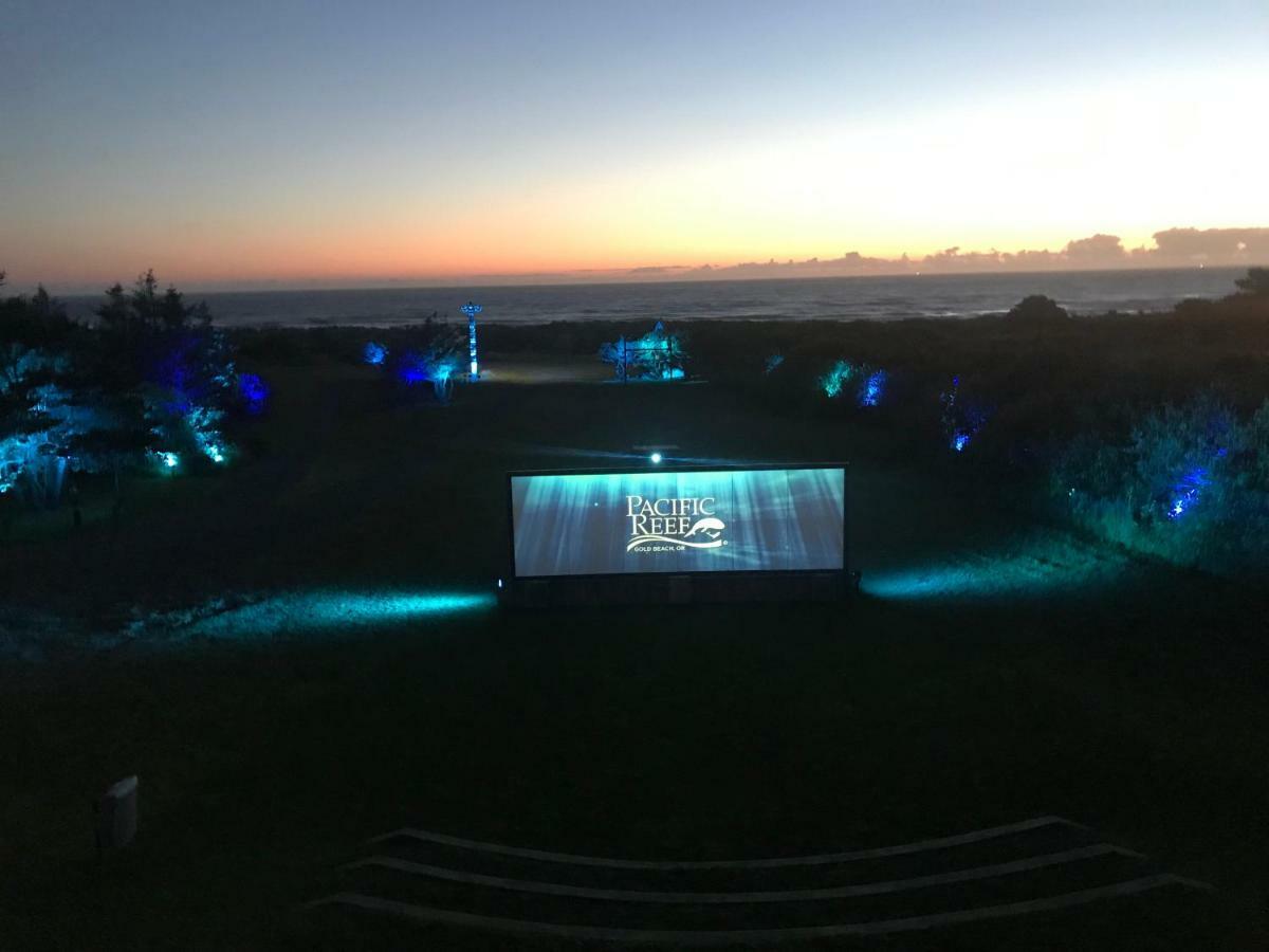 Pacific Reef Hotel & Light Show Ґолд-Біч Екстер'єр фото